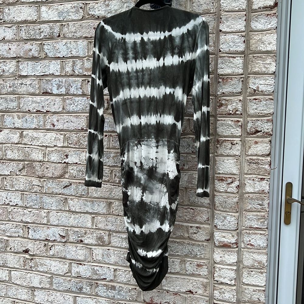 Young Fabulous and Broke Green Tie Dye Dress - Picture 8 of 11